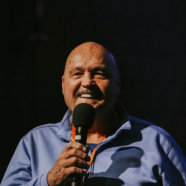 Pastor Doyal Vangelder